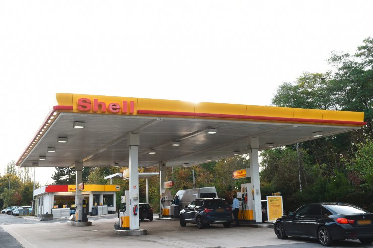 Zapfsäule / Benzin- und Dieselpreise fallen um 2 Cent pro Liter