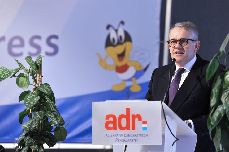 Richtungsstreit / ADR-Präsident Jean Schoos zu Rücktrittsforderungen und innerparteilichen Streitigkeiten: „Alles an der Rei“