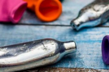 Drogen / Ausgelacht: Dänemark verbietet den Verkauf von N2O an Jugendliche