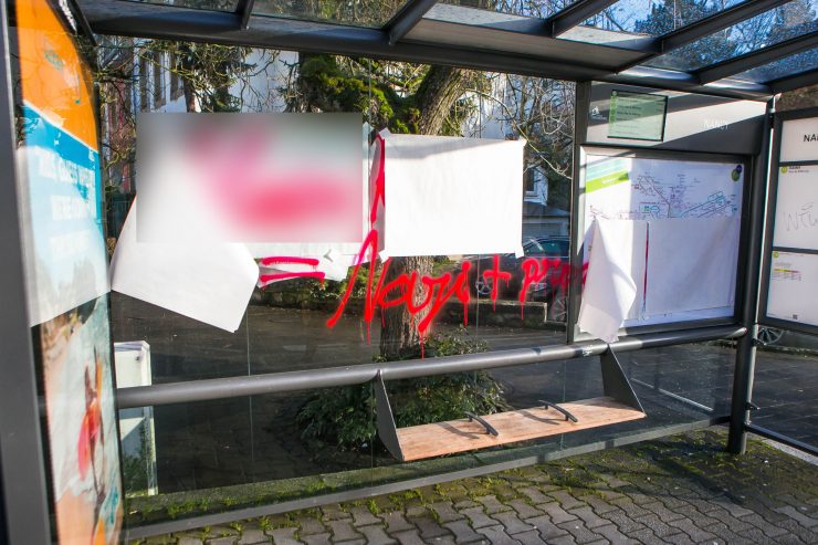 Vandalismus / Unbekannte beschmieren mehrere Gebäude in Luxemburg-Stadt mit Schriftzügen