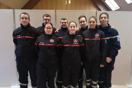 Sieben junge Feuerwehrleute des „CI Schëffleng“ haben sich zusammengetan, um sich am Samstag registrieren zu lassen