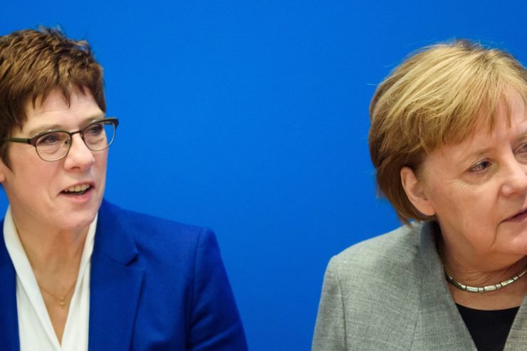 CDU-Führungskrise / Kramp-Karrenbauer und Scholz setzen auf Fortbestand der Großen Koalition im Bund