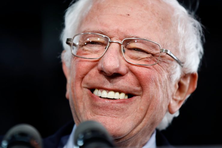 US-Wahlkampf / Sanders gewinnt zweite Vorwahl im US-Präsidentschaftsrennen knapp