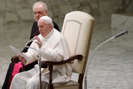 Vatikan / Papst will das Zölibat nicht lockern