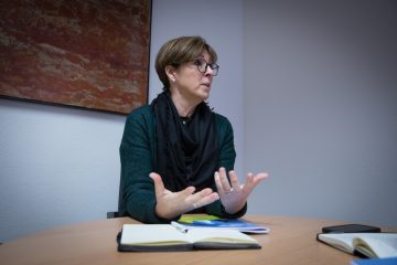 Interview  / Schulmediatorin Lis De Pina: „Die Leute haben sehr viel Angst vor den Institutionen“