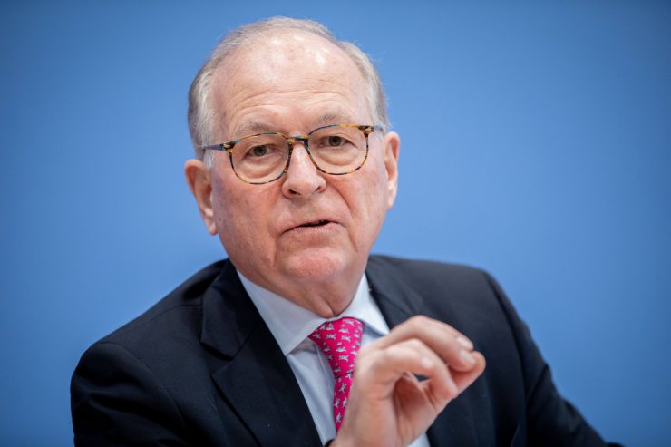 Sicherheitskonferenz / Ischinger warnt vor „ungewöhnlich ernster“ internationaler Lage