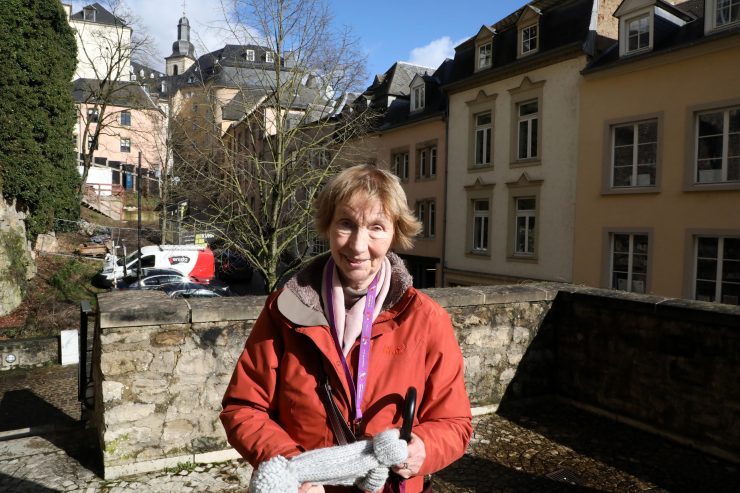 Weltgästeführertag / Heide Walch zeigt Touristen die versteckten Schätze von Luxemburg-Stadt 