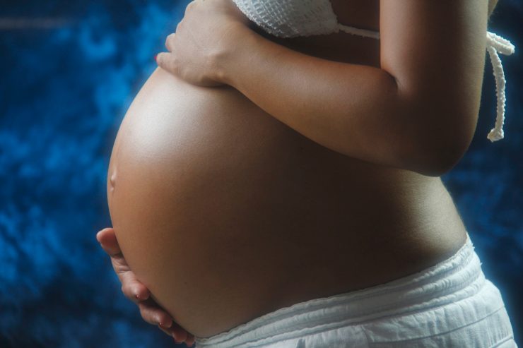 Südafrika / HIV-positive Schwangere wurden nach Entbindung zwangssterilisiert