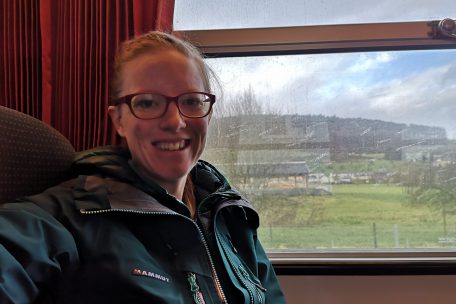 Ich passe farblich zum Zugdesign! Das war so nicht geplant.