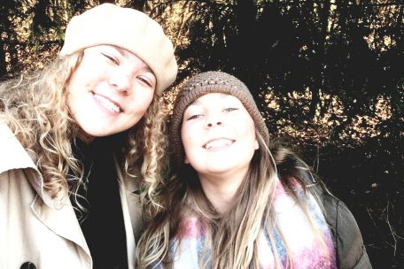 Die Enkelinnen Lou und Anna Christensen