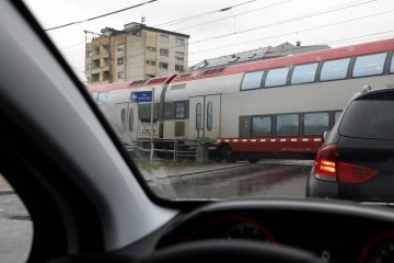 Dippach-Gare  / 120 Züge fahren pro Tag auf der Strecke