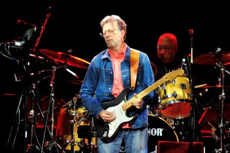 75 Geburtstag / „Ich bin nur ein Blues-Musiker“ - Gitarrengott Eric Clapton feiert in Coronazeiten