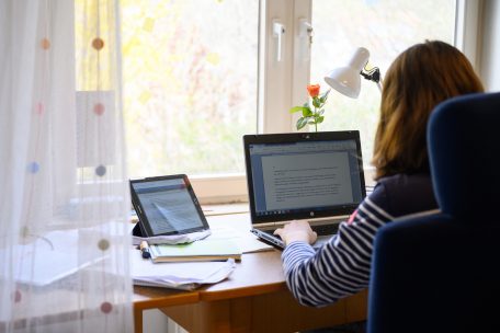 Corona-Krise / „Schoul doheem“, aber wie lange noch? Meisch will bis zum Ende der Woche Klarheit schaffen