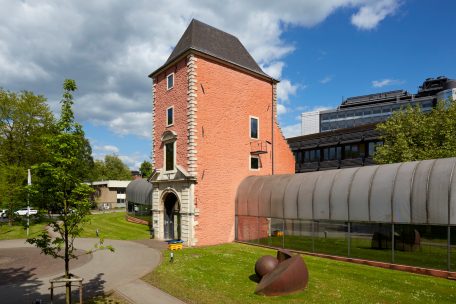Serie / Historisches und architektonisches Esch: Turm des Berwart-Schlosses