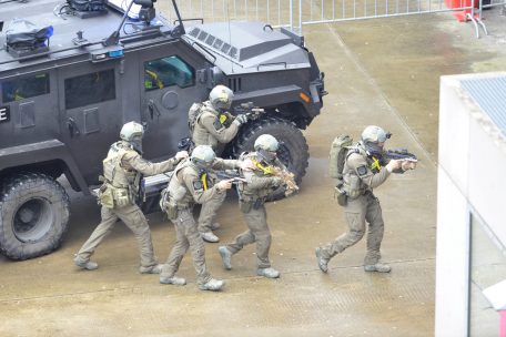 2017 war der Krisenzustand für den Fall einer terroristischen Attacke ausgeweitet worden. Im Januar 2019  übte die Luxemburger Armee auf Belval bereits den Ernstfall.  