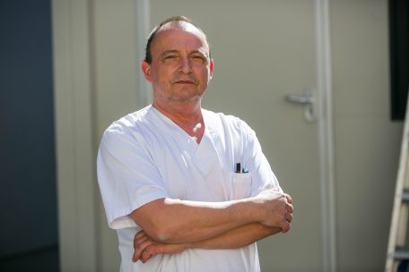 Der Internist und Onkologe Dr. Serge Meyer ist der Verantwortliche der Krisenzelle im CHEM