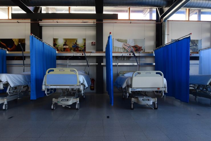 Coronavirus / Das CHEM verwandelt seine Cafeteria in eine Pflegestation