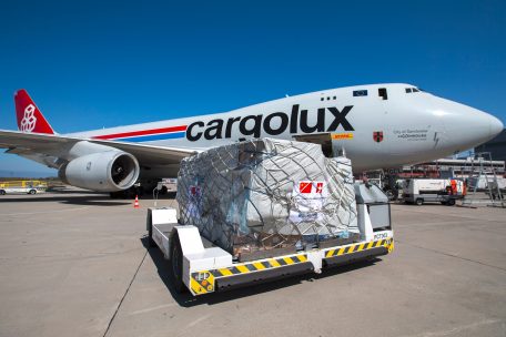 Cargolux sei eine große Hilfe bei der Lieferung von Material und der Überprüfung von Kontakten, sagt Ministerin Paulette Lenert