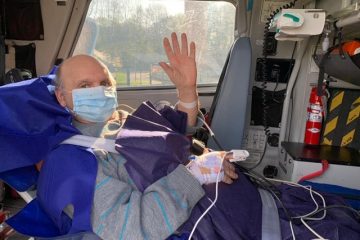 Corona-Patient / Joseph aus dem Grand Est reist mit der Luxemburger Air Rescue nach Hause