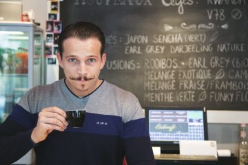 Escher gegen die Krise / Die Brüder Pica liefern Wein und Kaffee nach Hause 