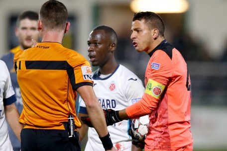 Anthony Moris und Virton / „Es ist eine bizarre Situation“