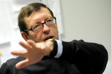 „Da sehe ich Defizite“ / Virologe Claude Muller über die Strategie der Regierung und das Leben mit dem Virus