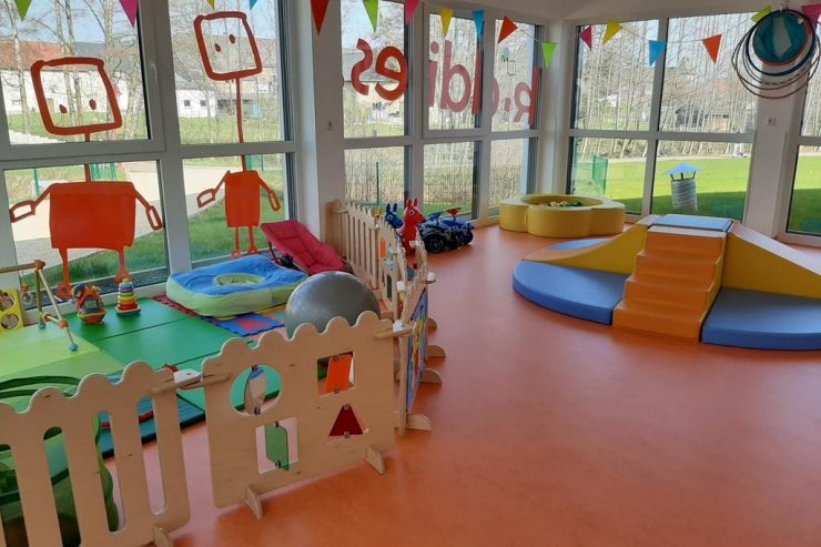 „Crèches“ in der Corona-Krise / Reaktionen des Betreuungspersonals auf die neuen Exit-Richtlinien