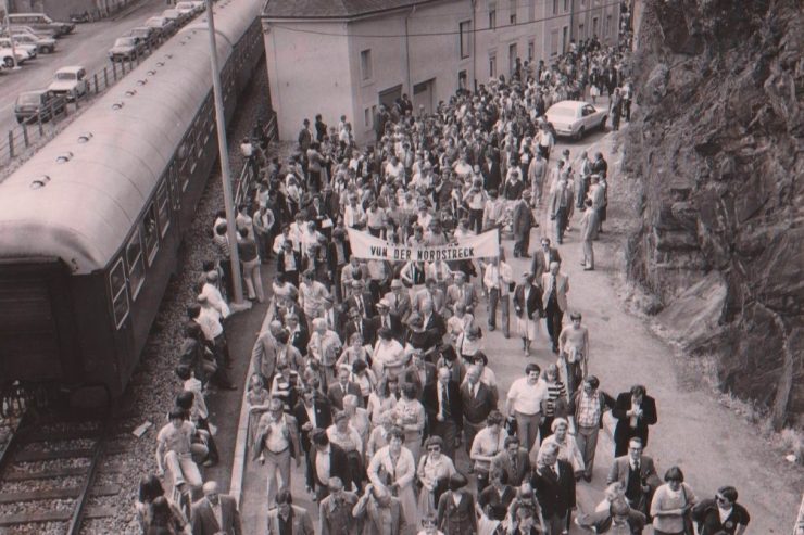 „Ech si fir d’Nordstreck“ / 6.000 demonstrierten 1980 für die Bahn 