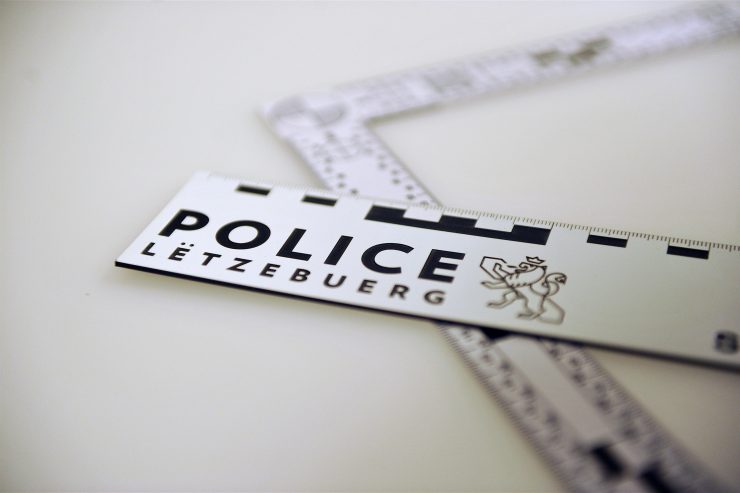 Polizeimeldungen / Autofahrerin erfasst Kind – Betrunkener beendet Fahrt im Kreisverkehr