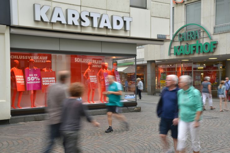 Trier / Die Karstadt-Filiale an der Porta Nigra muss schließen