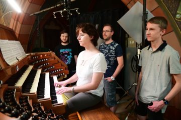 Orgel / Junge Musikschüler begeistern sich für die Königin der Instrumente