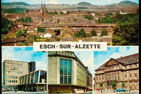 Postkarte von Esch aus den 1960er Jahren mit den Wahrzeichen Bahnhof (Wirtschaft), Theater (Kultur) und Rathaus (Politik)