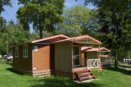 Mobil Home wie hier im Bild, Hütten, Safarizelte oder Fässer: das sind die Trends in Sachen Camping