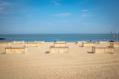 Urlaub an der belgischen Küste / Kein FKK-Strand in Bredene und „null Toleranz“ in Knokke
