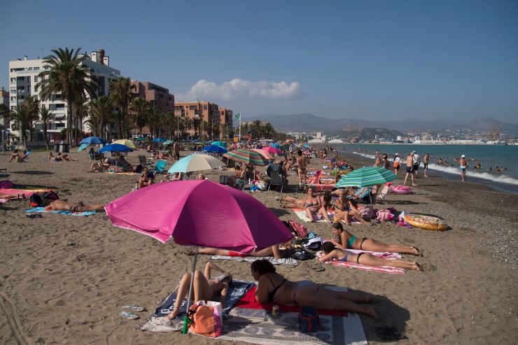 Spanien / Corona-Rückfall schockt Tourismus-Industrie