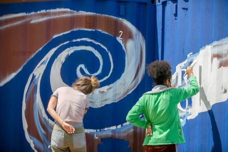 Reportage / „Vakanz zu Esch“ heißt es seit letzter Woche auf der „Place aux jeunes“ Barbourg