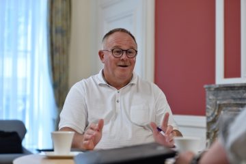 Äpfel und Birnen statt Kiwis und Bananen / Interview – Minister Romain Schneider über die Landwirtschaft im Wandel