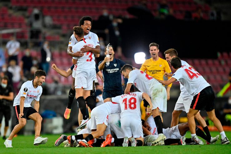Fußball / Rekordsieger Sevilla gewinnt die Europa League zum sechsten Mal