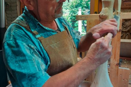 Paul Brachtenbach ist pensionierter Schreiner, verbringt aber dennoch jeden Tag drei bis vier Stunden in seiner Werkstatt. 