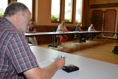 Windkraftanlage Bürden / „Wenn es sein muss, ziehen wir vor Gericht“: Fast ein ganzes Dorf ist in Aufruhr