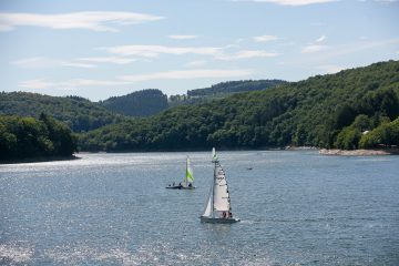 Stausee / Polizei schreibt 120 Tickets wegen Falschparkens