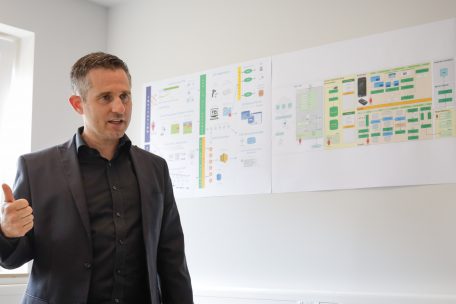 Reportage / Hinter den digitalen Kulissen: Die Technik hinter Luxemburgs Large Scale Testing 