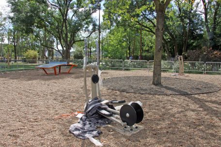 Ende des Monats könnte der Fitnessplatz den Freizeitsportlern übergeben werden