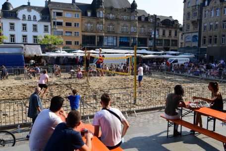 Die Light-Version der „Luxembourg Beach Open“ ist am Samstagnachmittag ein Publikumsmagnet