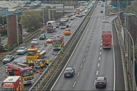 Der schwere Unfall auf der A4 vom vergangenen Donnerstag: Die Auf- und Abfahrt Foetz ist seit Jahren ein Gefahrenpunkt