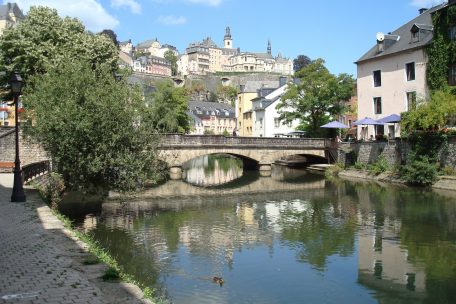 Wachstum / Corona bleibt der Wirtschaft noch lange erhalten