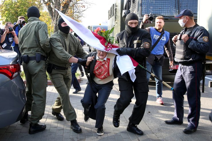 Belarus / Viele Festnahmen bei großer Sonntagsdemonstration gegen Lukaschenko