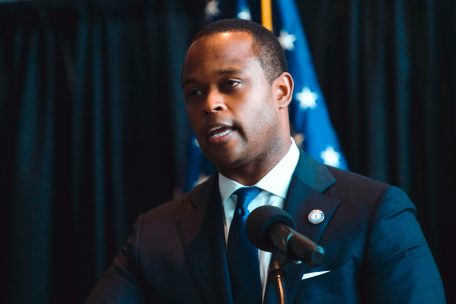 Kentuckys Generalstaatsanwalt Cameron Taylor sagt: „Strafgesetze sind nicht dazu gemacht, auf jeden Schmerz und Verlust einzugehen.“ 