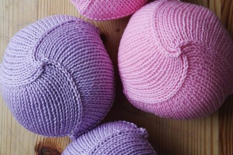 Der Verein ist Mitglied der US-Vereinigung „Knitted Knockers“