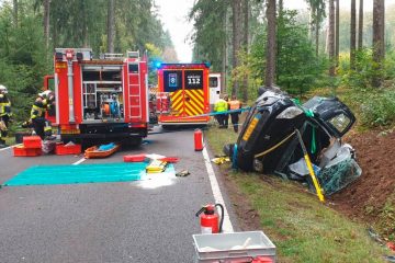Verkehrsunfall / Auto überschlägt sich zwischen Grosbous und dem „Léierhaff“
